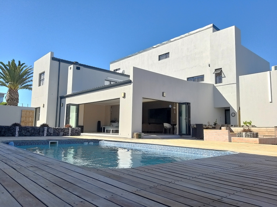7 Bedroom Property for Sale in Melkbosstrand Central Western Cape